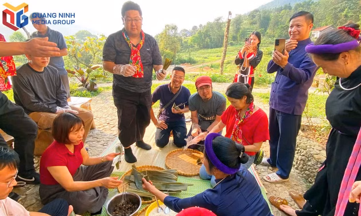 Extending the visitor journey in Hoanh Mo