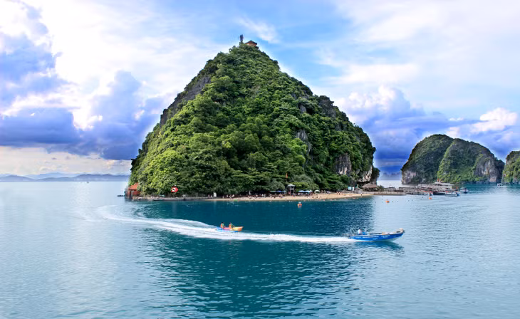 Titop island (Photo: internet)