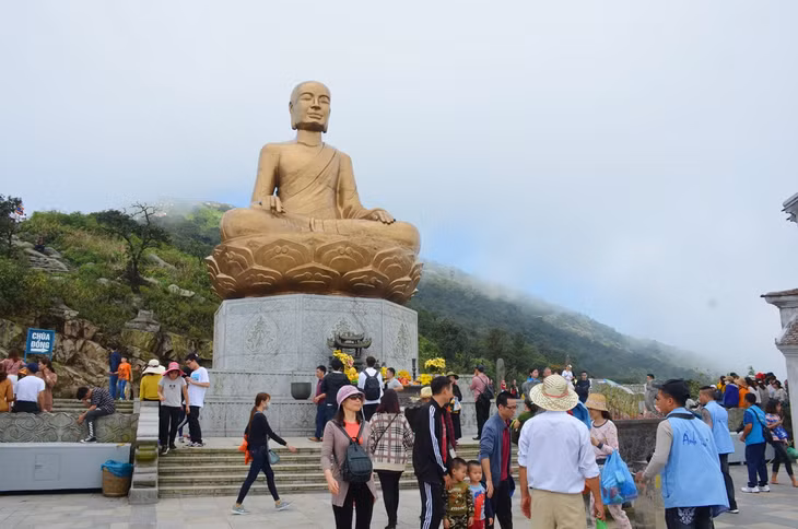 Yen Tu National Special Relic Site 