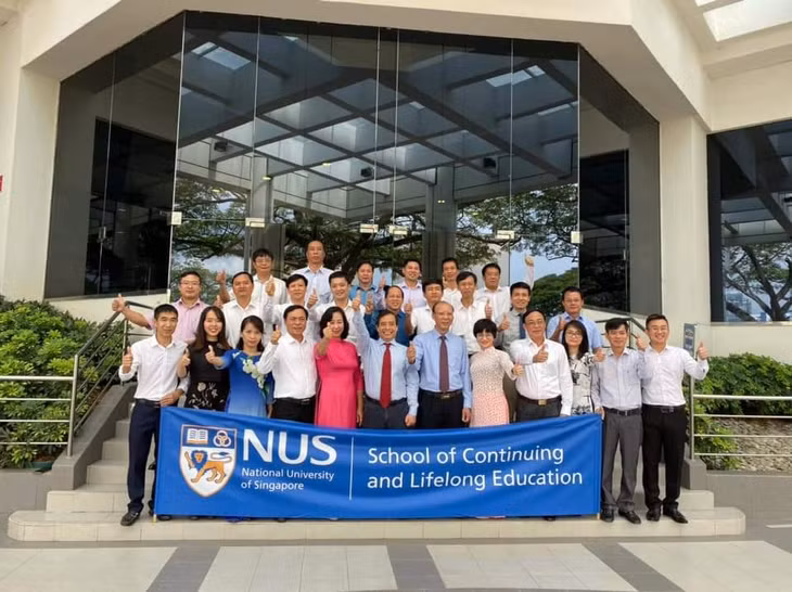 All of the students successfully completed the course.