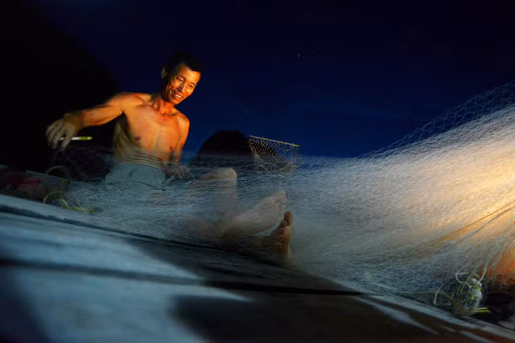 Fishermen’s night on Bai Tu Long Bay
