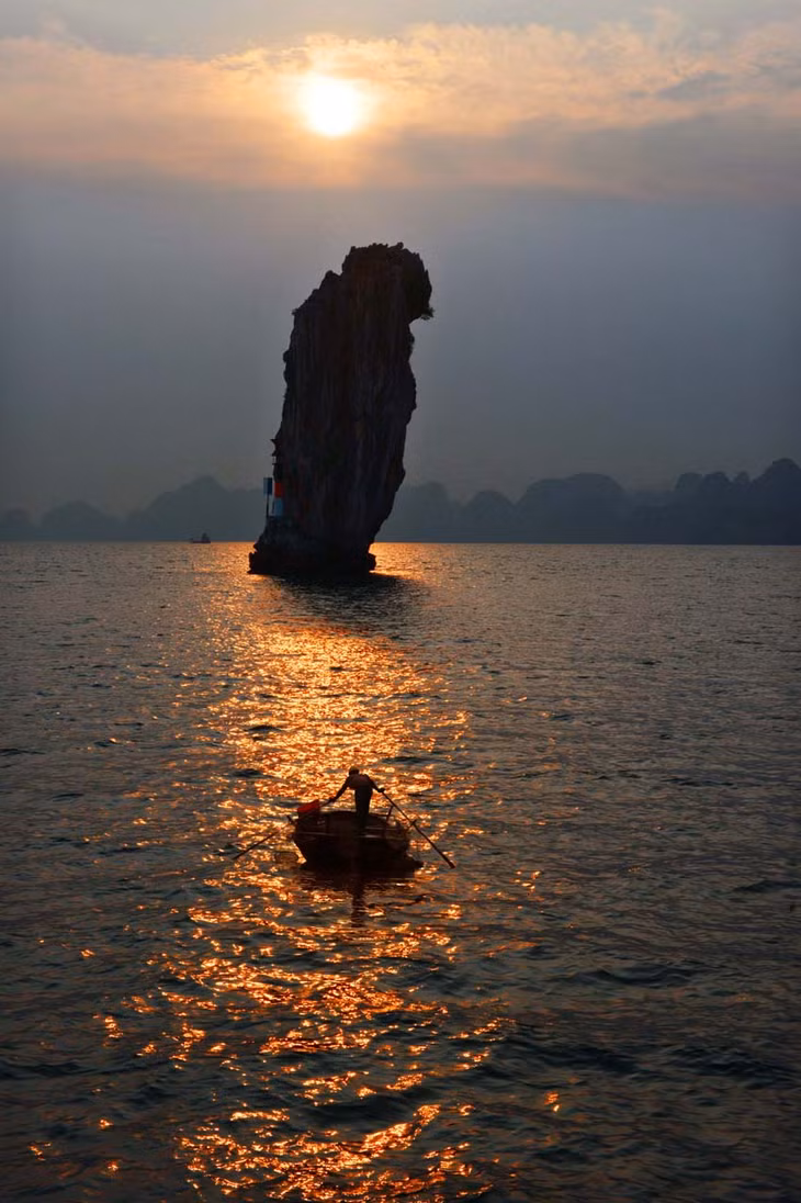 Dua (chopstick) Islet in the afternoon