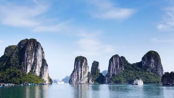 More than 2,000 limestone islands have made the unique beauty to help Ha Long Bay become one of Asia's most beautiful beaches.