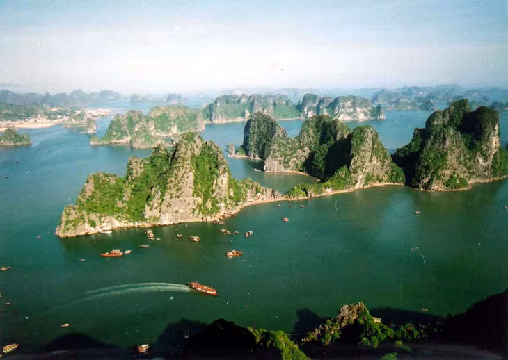 Overview of Ha Long Bay from Bai Tho Mountain