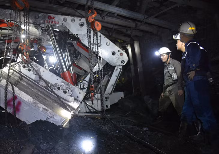  Innovating light synchronous mechanized exploitation technology at Furnace I -11-5 at Khe Cham Area in Ha Long Coal Company under VINACOMIN is expected to be completed by the end of Aug. and launched on Sept.5, 2020.
