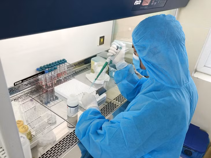Cases back from Da Nang city were tested by Real Time polymerase chain reaction RT- PCR technology 