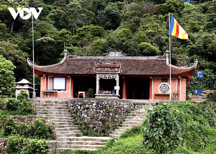 Tourists should not miss out on visiting the ancient Van Tieu pagoda.