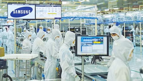 Vietnam should lure more foreign investment in the R&D industry