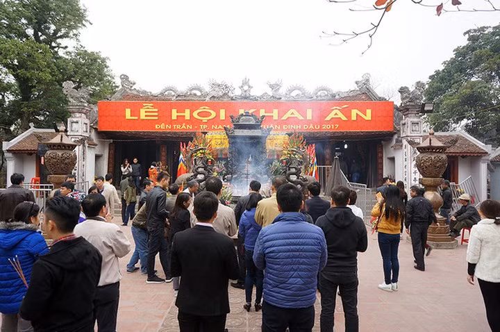 Tram Temple in Nam Dinh province is often packed with visitors who want to ask for a seal to secure a promotion in their careers.