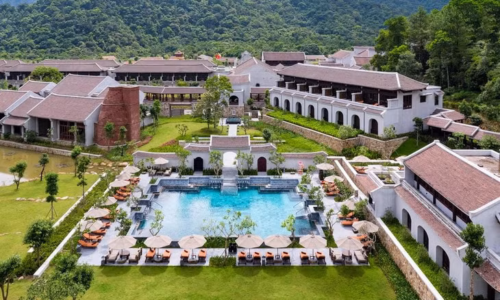 Yen Tu Legacy has currently emerged as an ideal place for spiritual tourism. 