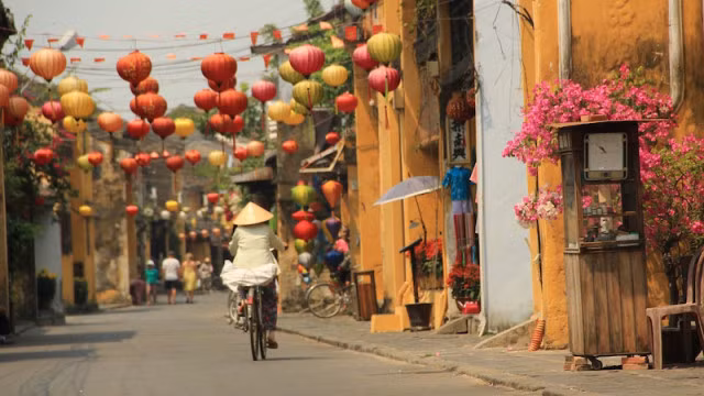 Hoi An ancient town is a a well-preserved aesthetic trading port dating back to the 15th century with a unique blend of Vietnamese, Japanese, and Chinese architecture and culture.