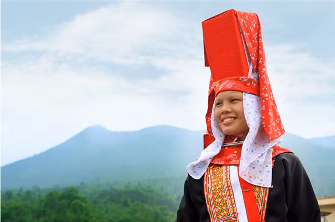 A Dao Thanh Y ethnic minority woman