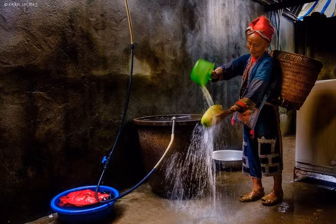 Ethnic woman in Sapa by Okan Yilmaz