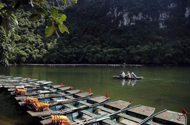 Tam Coc-Ha Long Bay on land by Nese Arı 