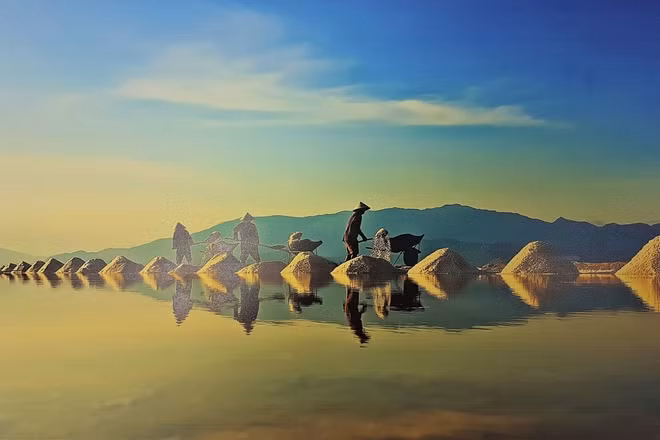Salt. Photo by Huynh Cong Nghia