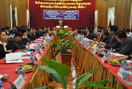  Scene of talk between the two province