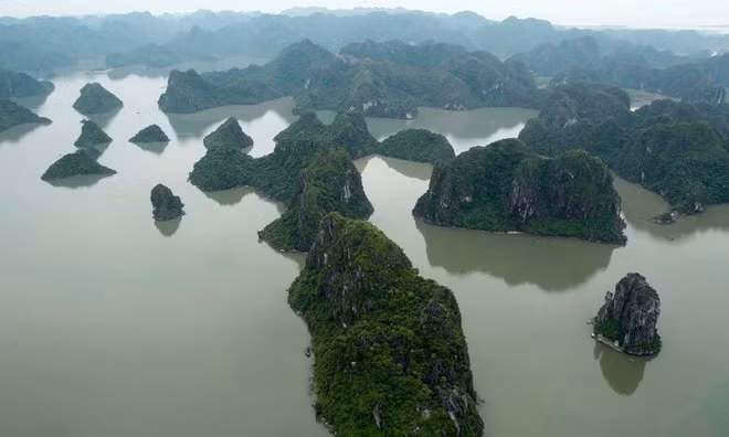 Ha Long Bay in northern Vietnam. Photo by Reuters/Kham 