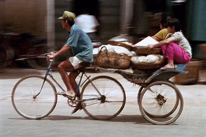 “Xe Lôi” (Bike pulled)