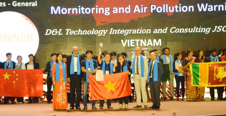 D&L Technology Integration and Consulting JSC from Vietnam won a tropy for the catergory of Inclusion & Community Services - General