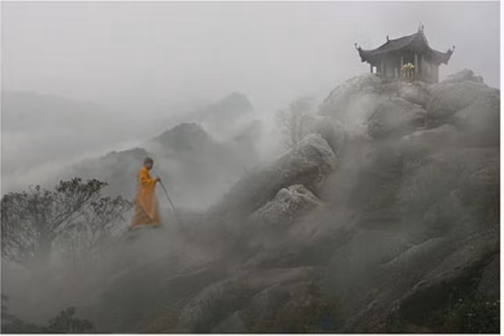 "Fog in Yen Tu Mountain" by Bach Ngoc Tu