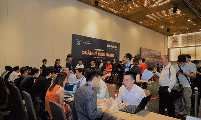 Entrepreneurs attend the Gala Startup Viet 2020 in Ho Chi Minh City in December 2020. Photo by VnExpress.