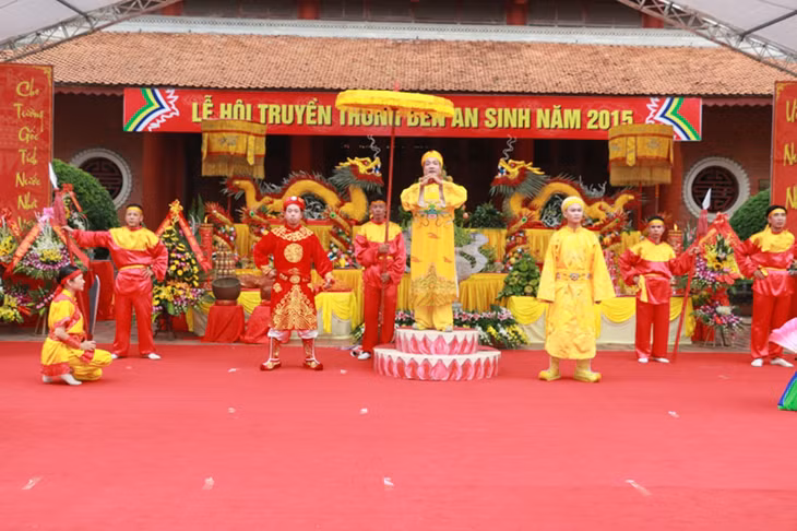 An Sinh Temple festival 2015