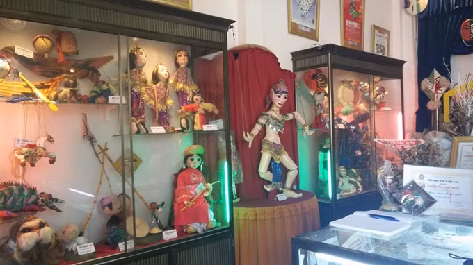 Come say hello: Puppets are displayed at Học’s museum. He considers them as friends and want to introduce them to more people. Read more at http://vietnamnews.vn/sunday/342774/solo-performer-opens-own-puppetry-museum.html#ZqkdRgzceAKXQXiS.99