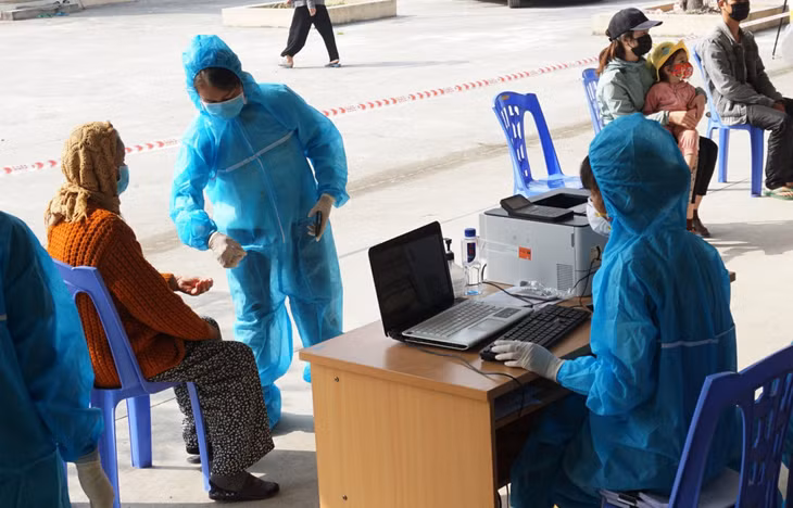 Medical staff took samples of all local people in high-risk places.