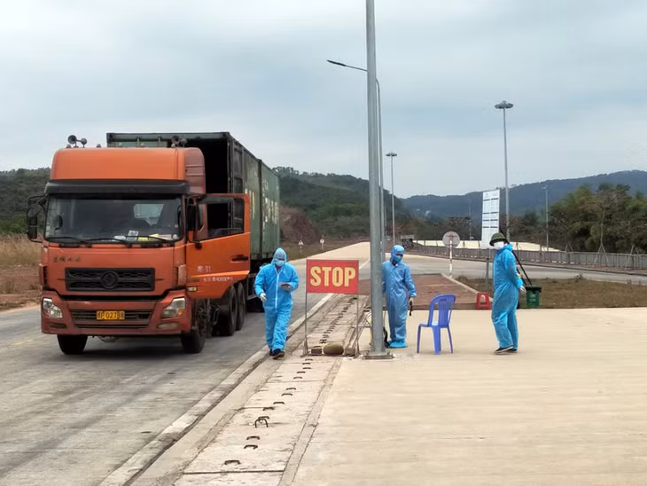 All defined regulations on Covid-10 preventation have been strictly implemented at the border gate.rder gate