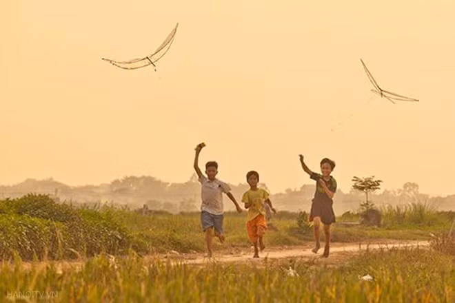 Children flying kites
