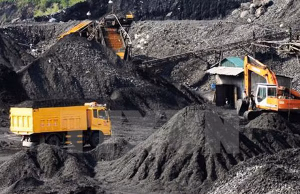 Coal mining in northern Vietnam. The Ministry of Finance has proposed increasing import duty on coal instead of reducing it 