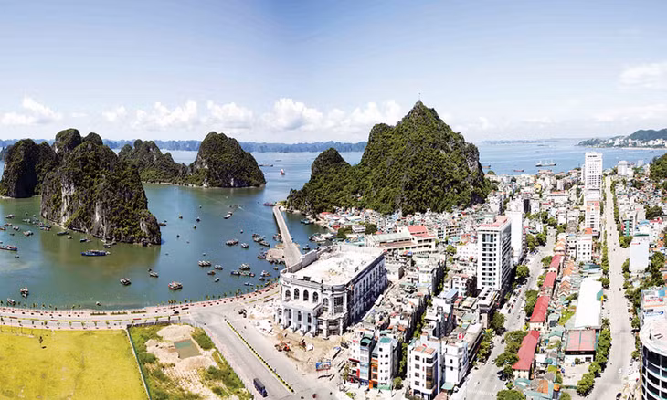 Quang Ninh will host the National Tourism Year 2018.