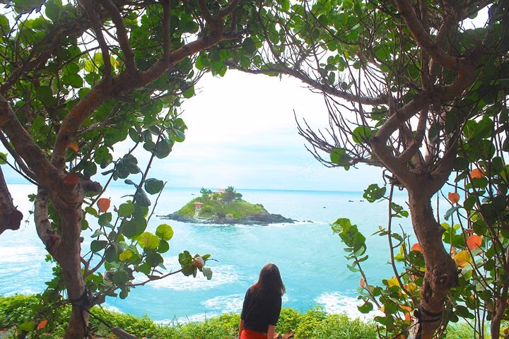  Vung Tau City attracts tourists to its blue water and white sands.