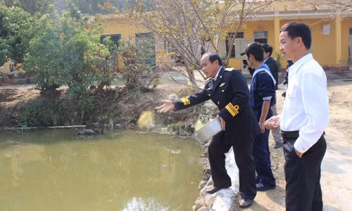 Along with national defence tasks, soldiers get involved in farm economy