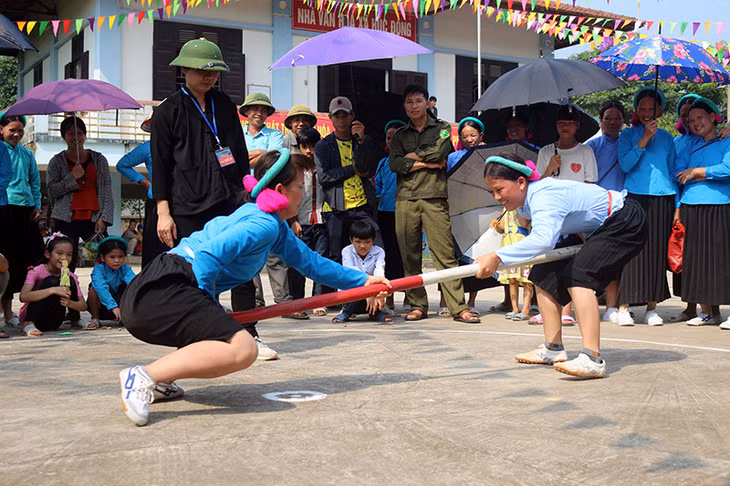 The festival targets to preserve and develop valuable cultural value of San Chi ethnic minority group.