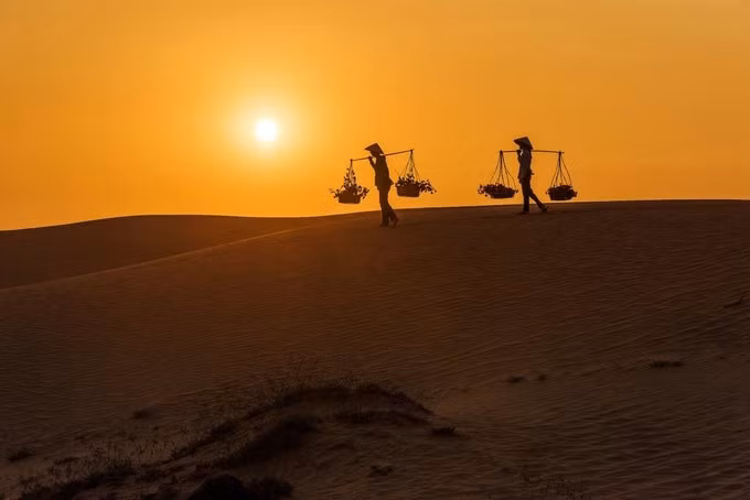  In December Ha Long Bay and Mui Ne were listed among Asia’s top places to view stunning sunsets by MSN’s website.