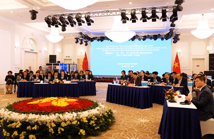 At the 10th session of a joint working committee between the four Vietnamese localities and Zhuang Autonomous Region.