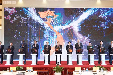 The inaugurationThe inauguration ceremony of the National E-document Exchange Platform. Photo: VGP 