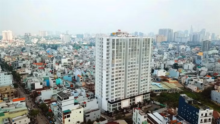 HCM City seeks solutions to improve the management of apartment buildings. — VNS Photo Ngọc Diệp Read more at http://vietnamnews.vn/society/507180/city-to-improve-apartment-building-management.html#pIJvLXwg0DViduDD.99