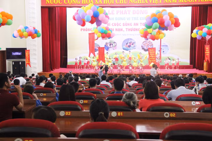  Overview of the launching ceremony (Photo: qtv.vn)