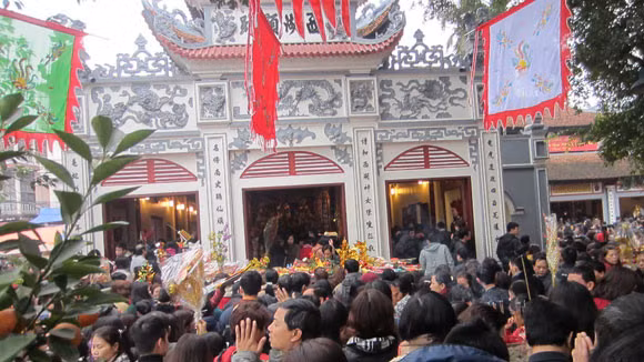 Typically, in Vietnam, whenever we start the new year, visiting a pagoda to seek blessings is a must. What better way to usher in the Year of the Monkey than by travelling to one these top six religious places: