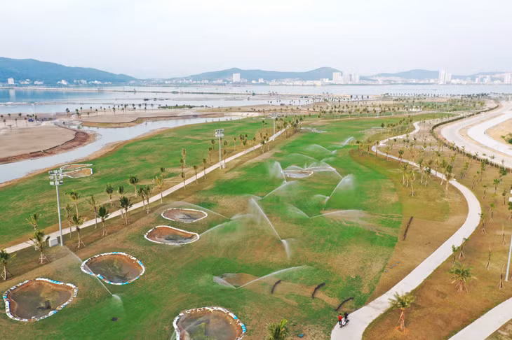The golf course will serve as an added attraction in the area.
