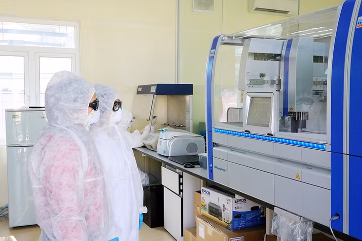 Sars-CoV-2 diagnosis by Real Time polymerase chain reaction RT-PCR technology applied in Quang Ninh Center for Disease Control.