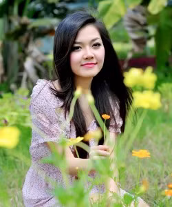 Singer Thanh Ngoc.