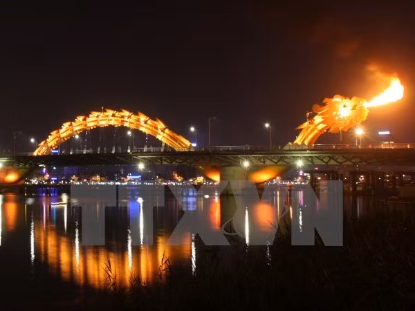 An overview of Da Nang city - which is hosting the APEC Economic Leaders' Week 2017 from November 4-11 (Photo VNA)