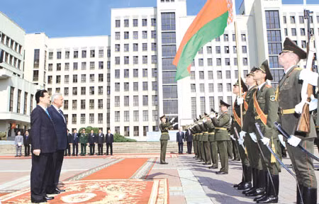 Viet Nam and Belarus will maintain an exchange of high-ranking delegations to consolidate political trust which in turn will help boost bilateral ties.