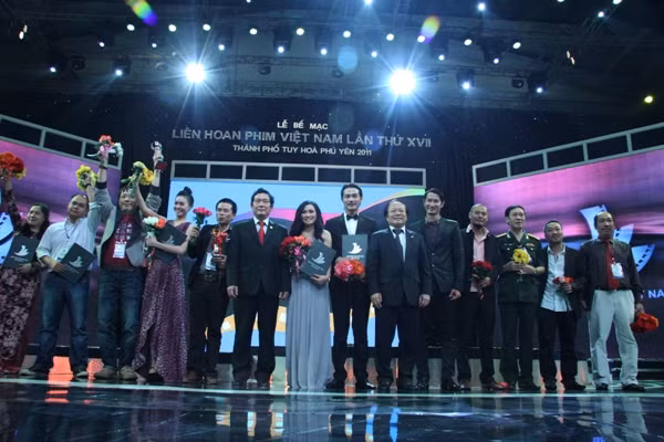 The 17th National Film Festival. 