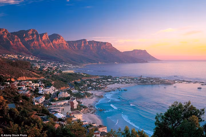 Cape Town is renowned as churning out some of the best sunsets in the world, and for good reason. From an elevated position, the sun throws its long cast over the sea in glimmering patterns 