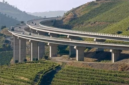 The blueprint of the Vân Đồn-Mong Cai expressway, Quang Ninh Province. — Photo Quang Ninh People’s Committee 