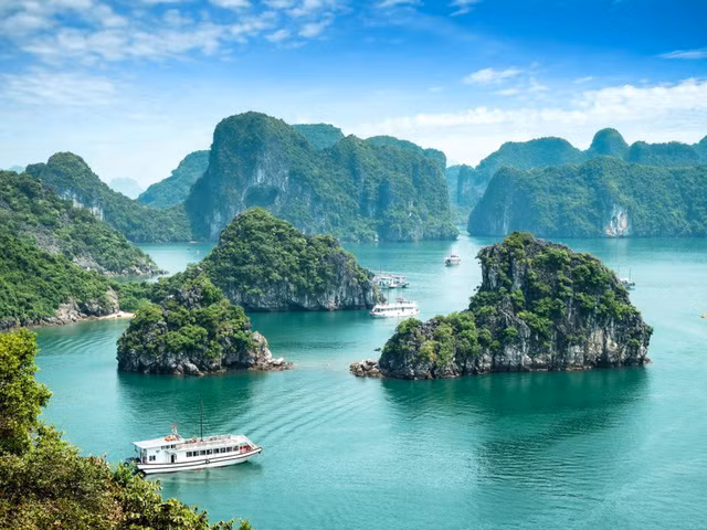 Ha Long Bay